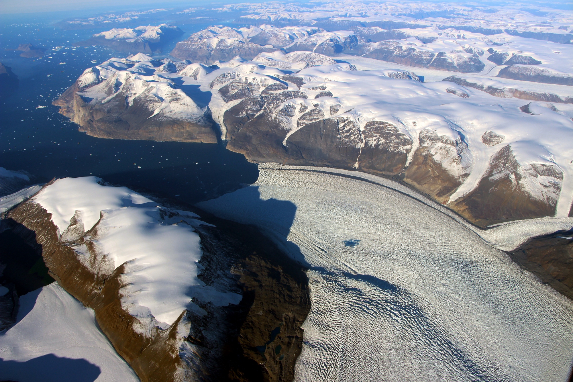 Glacier Greenland ©NASA/JPL Glacier Greenland