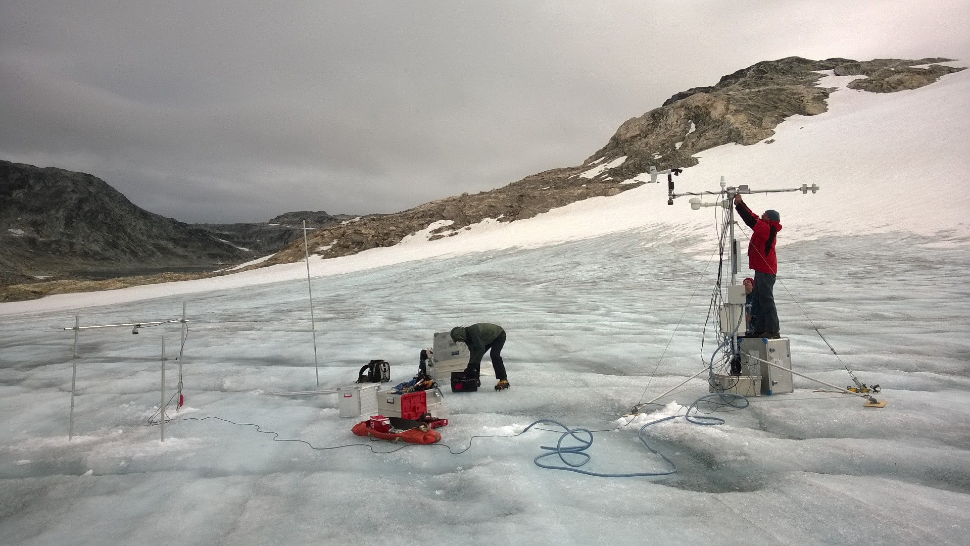 Måling af is i Grønland. (Foto: DTU Space)