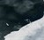 Pine Island-gletsjeren er blandt de ismasser, der bidrager til den accelererende afsmeltning af is fra det vestlige Antarktis. Billedet er fra 2017, hvor et 1-2 km langt stykke is brækkede af gletsjeren - midten af billedet. (Foto: NASA)